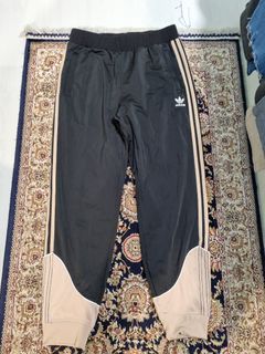 (Category: ) located in . Submitted by alloutlelong (Listing ID 1217875618, Image 1). Description: .