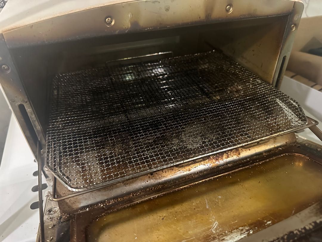 Aladdin!!! (Graphite Grill & Oven Toaster), 家庭電器, 廚房電器, 焗爐及多士爐 Carousell