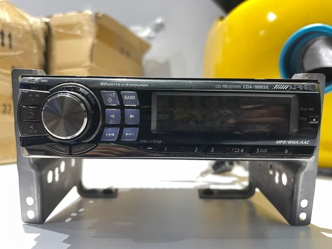 Alpine CD Receiver CDA9883 with Installation, Car Accessories