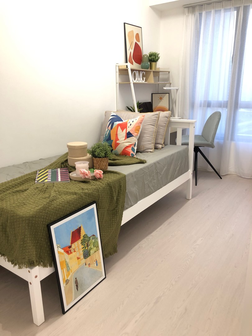 (Category: ) located in . Submitted by Weliving2002 (Listing ID 1217968276, Image 1). Description: .