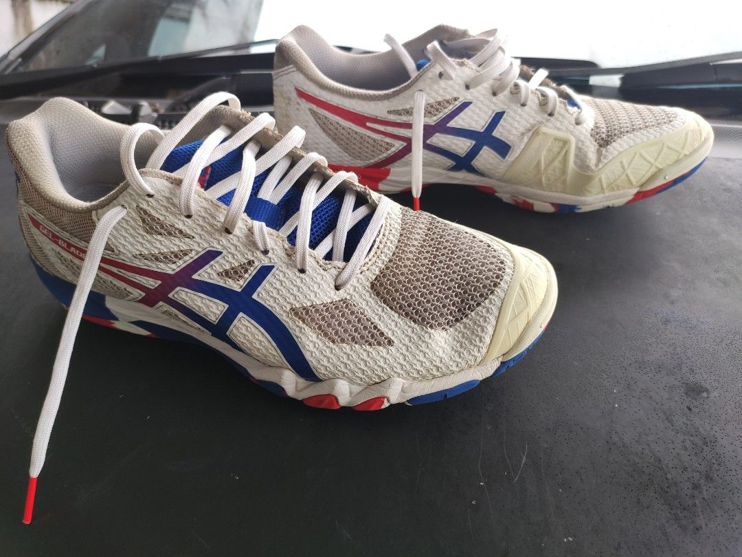 Asics gel store blade 7