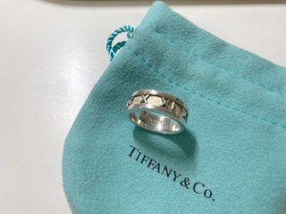 TIFFANY & CO. Atlas 18k White Gold Roman Numerals Diamonds Pierced Band  Ring 6.5