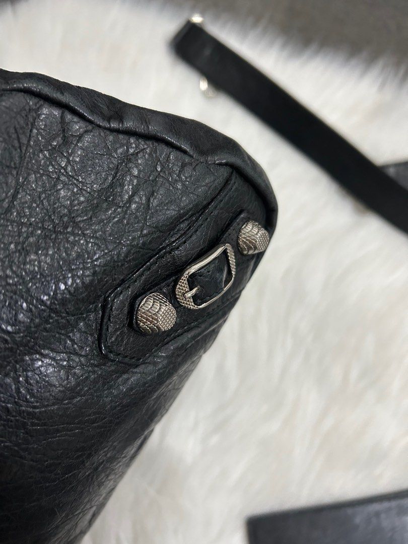 balenciaga town black