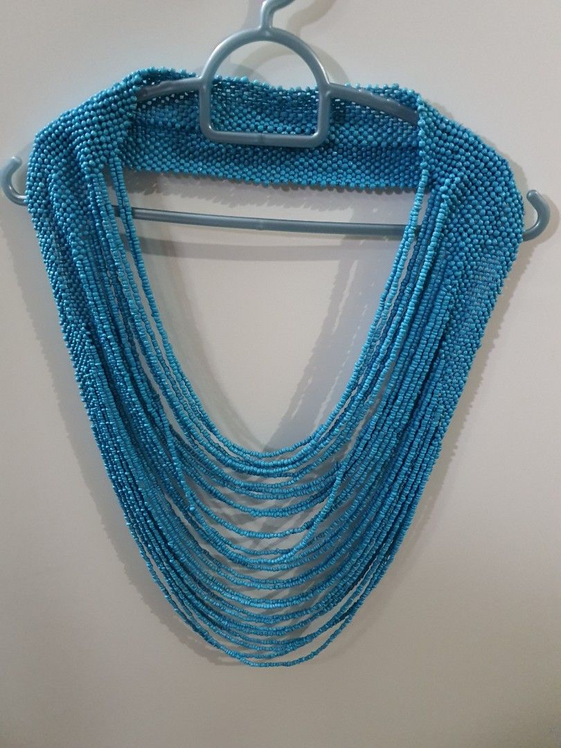 Chunky blue bead necklace shop