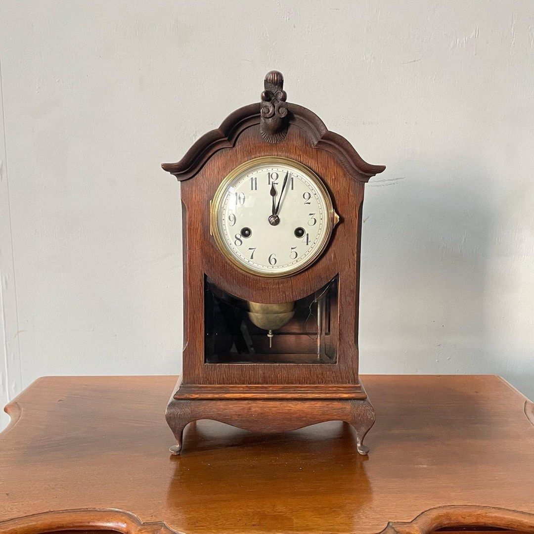 Beautiful antique mantel clock on Carousell
