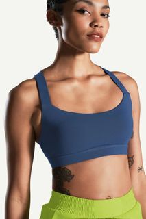 BNIB BNWT Kydra Dakota Sports Bra Size M med in coastal blue