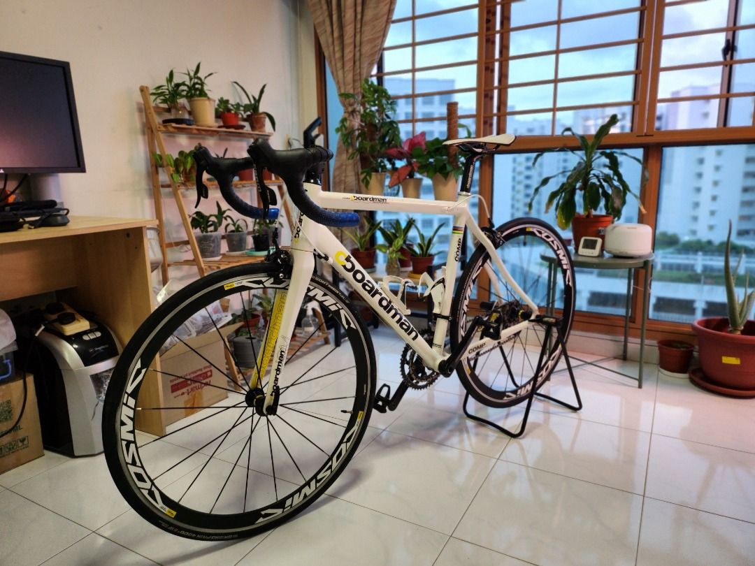 Boardman Comp road bike