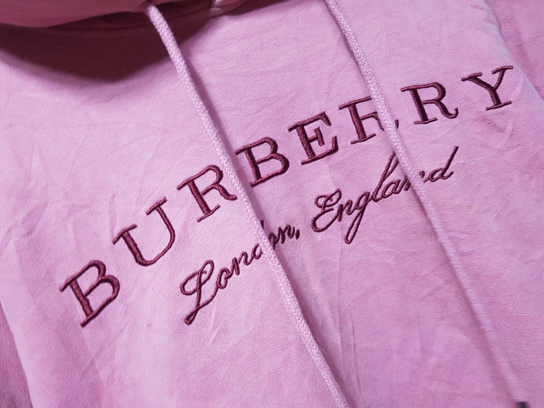 Burberry hotsell hoodie pink