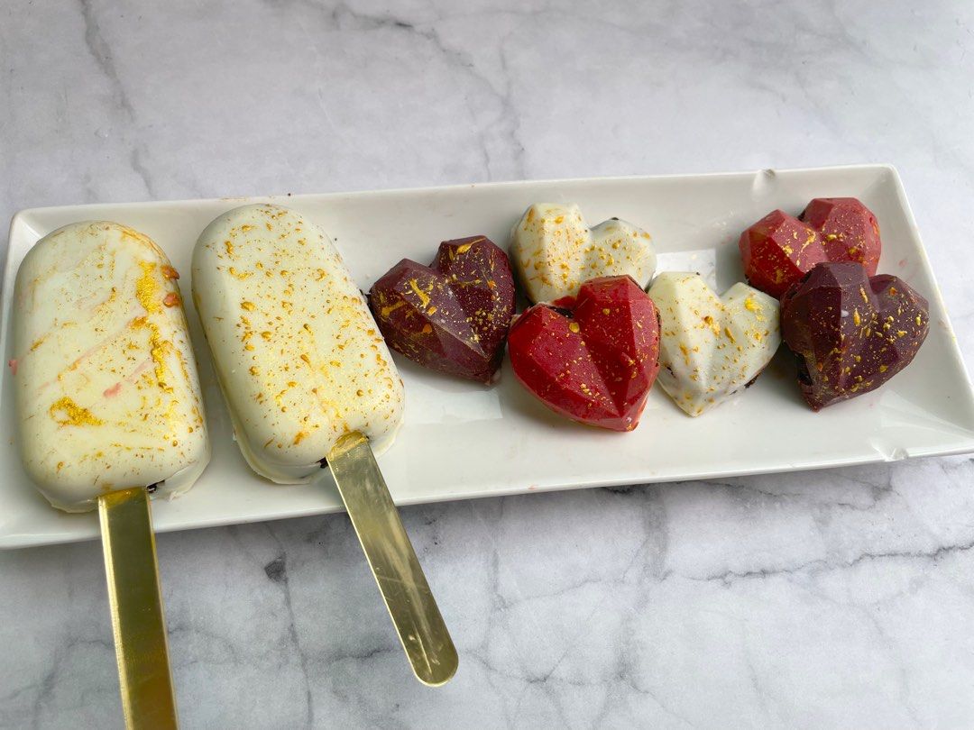 Cakesicles and Geo hearts, Food & Drinks, Homemade Bakes on Carousell