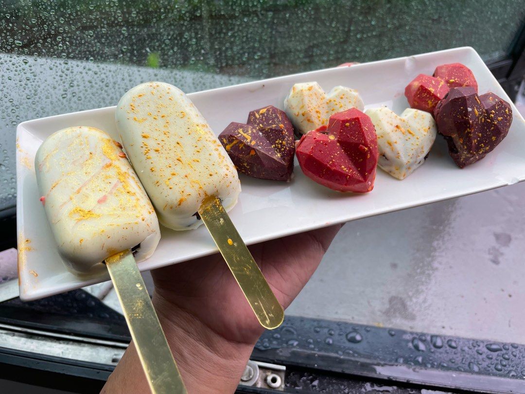 Cakesicles and Geo hearts, Food & Drinks, Homemade Bakes on Carousell