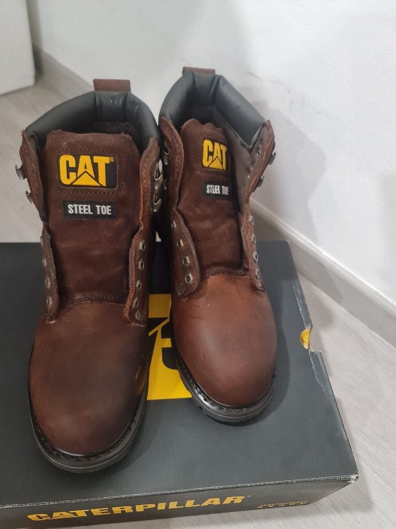 Caterpillar second shift 6" Safety Boots, Men's Fashion, Footwear