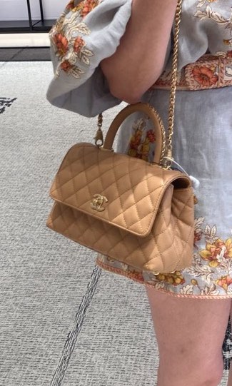 chanel chain strap purse