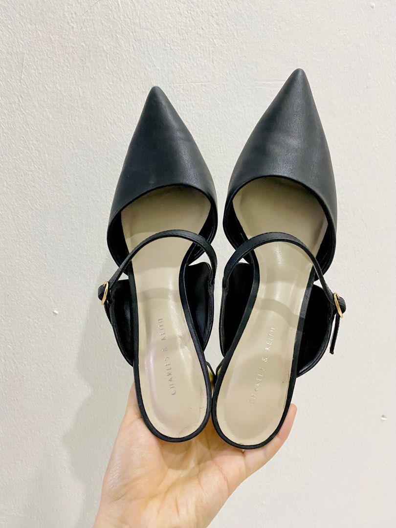 Charles and keith black shoes outlet
