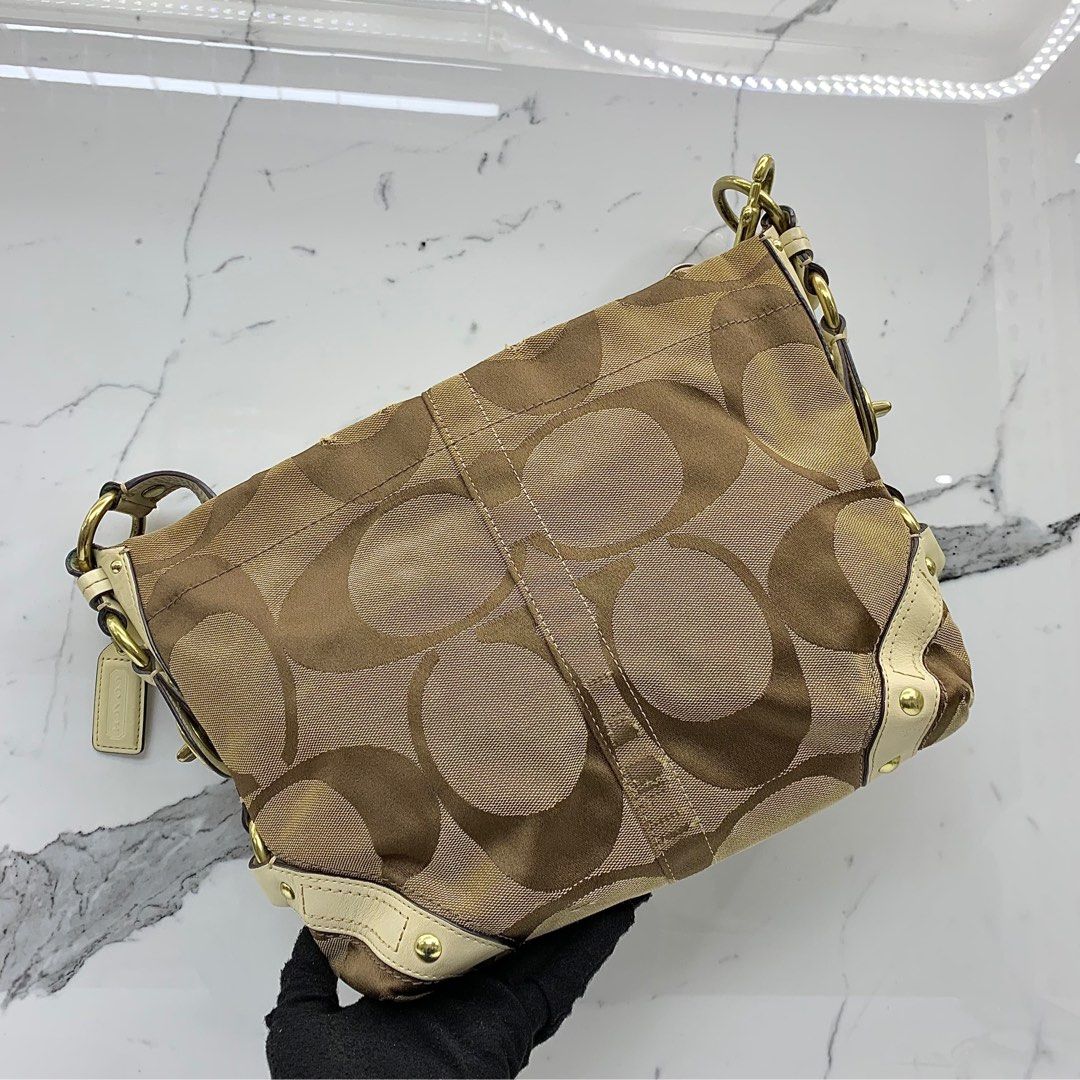 COACH 10619 CANVAS BEIGE SHOULDER BAG 227029151