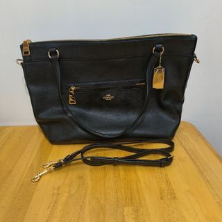 Coach 黑色托特包