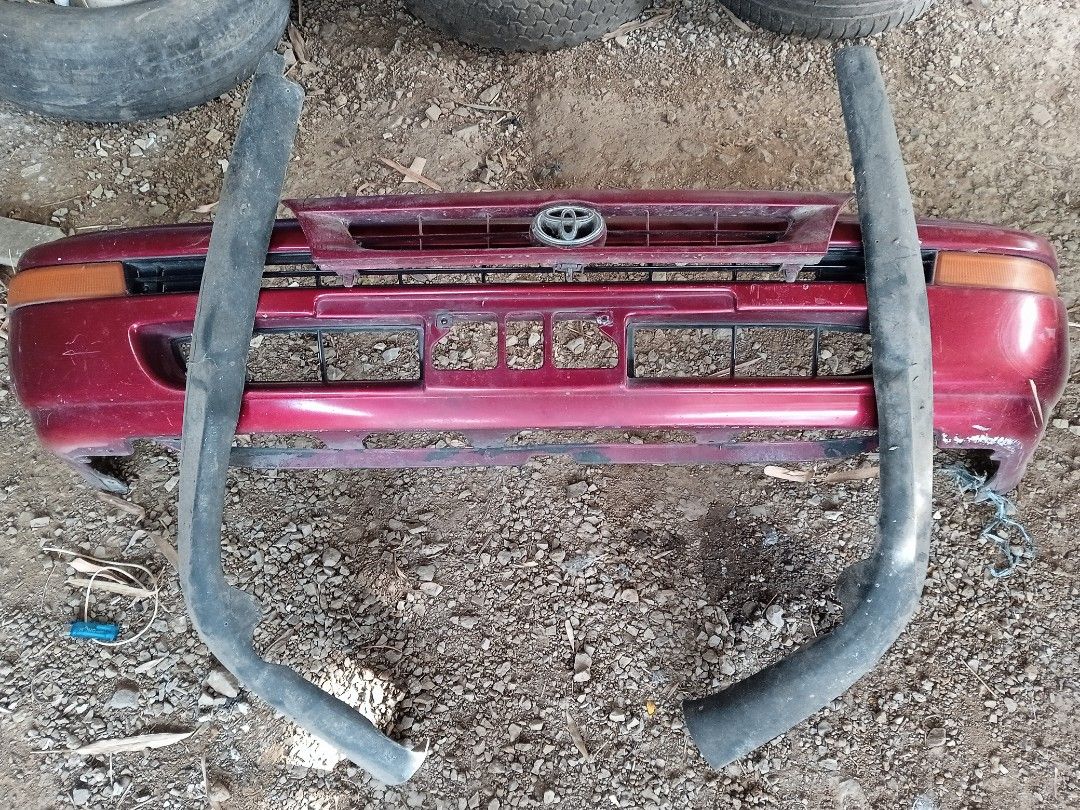 Corolla GLI fr bumper ,grill, skirt on Carousell