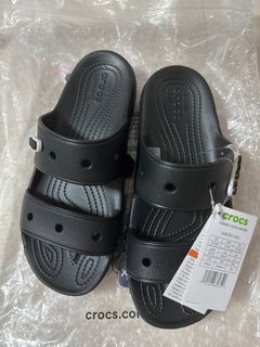 (Category: ) located in . Submitted by the.wardrobe_ (Listing ID 1217872002, Image 1). Description: .