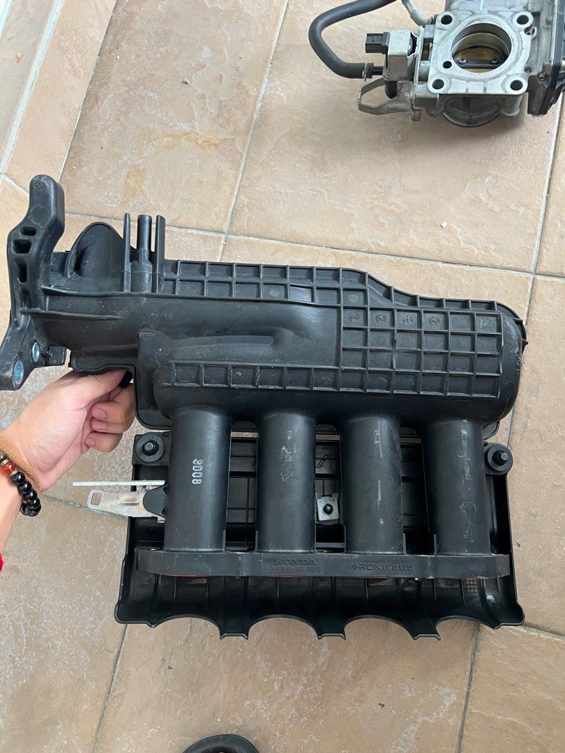 Crz intake manifold and throttle body, Auto Accessories on Carousell