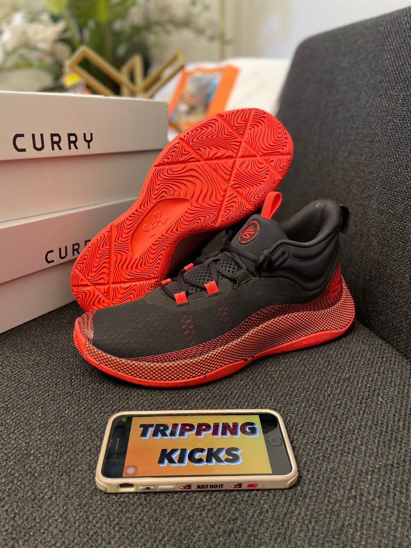 CURRY HOVR SPLASH, Men's Fashion, Footwear, Sneakers on Carousell