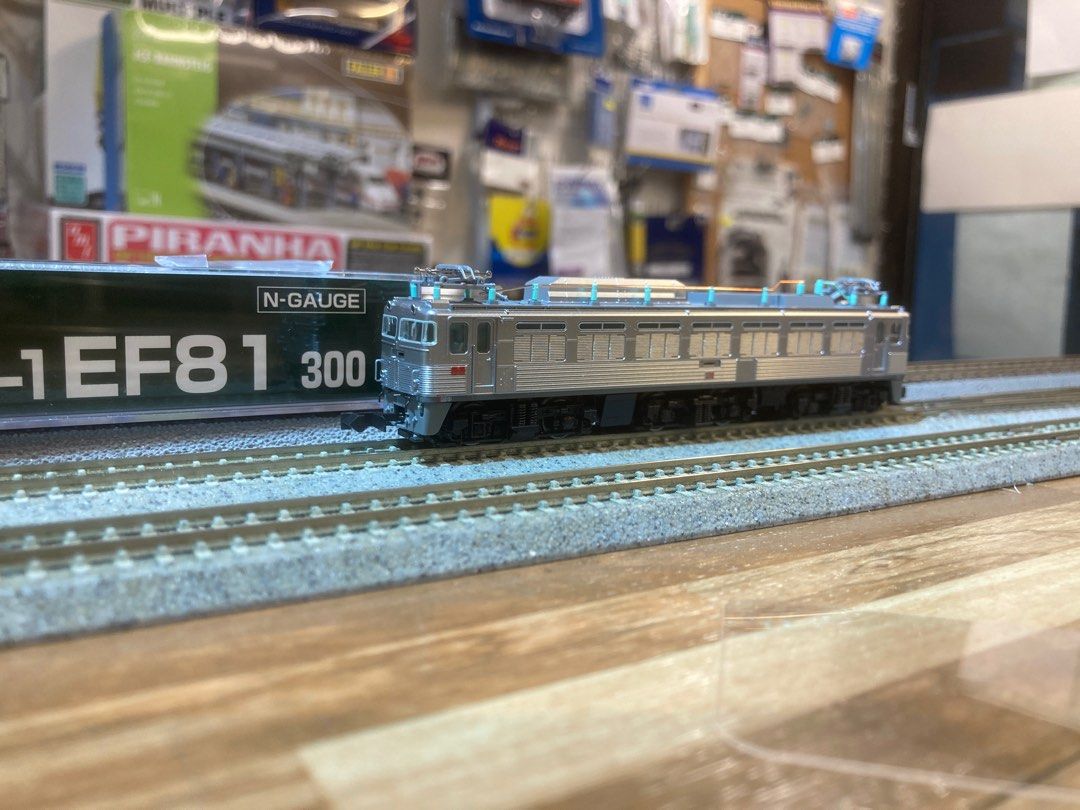 KATO 3067-1 EF81 300 銀釜 加工品 - 鉄道模型