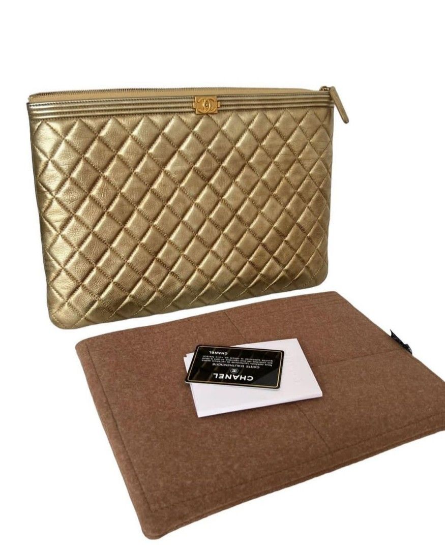 Fast Sale Preloved Chanel O Case Gold #21 sz 35 x 24 cm With card