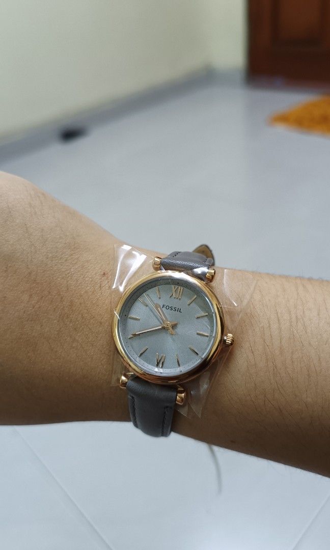 Carlie mini three clearance hand fossil watch
