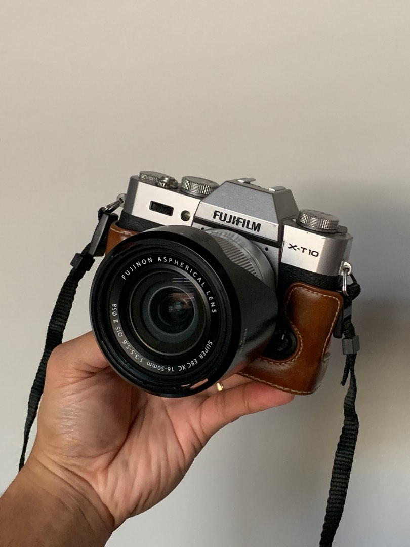 Fujifilm XT10 with 1650mm Lens, Photography, Cameras on Carousell