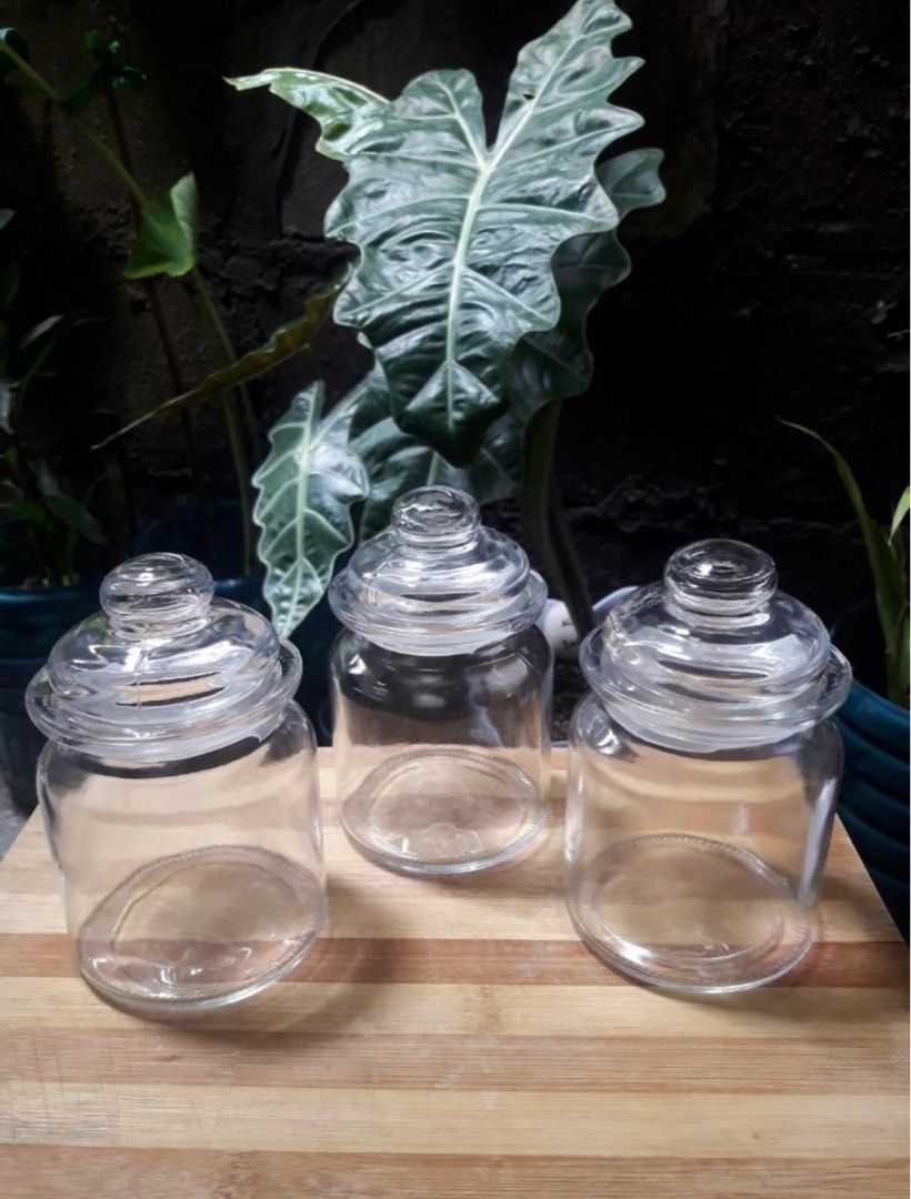 Glass Canister Set (Category: Food Organization & Storage) located in Quezon City. Submitted by sudo8 (Listing ID 1217875977, Image 1). Description: .
