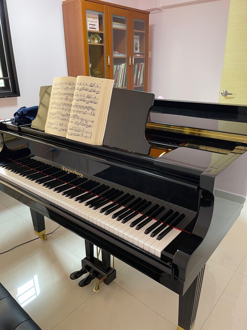 Grand piano studio rental, Hobbies & Toys, Music & Media, Musical