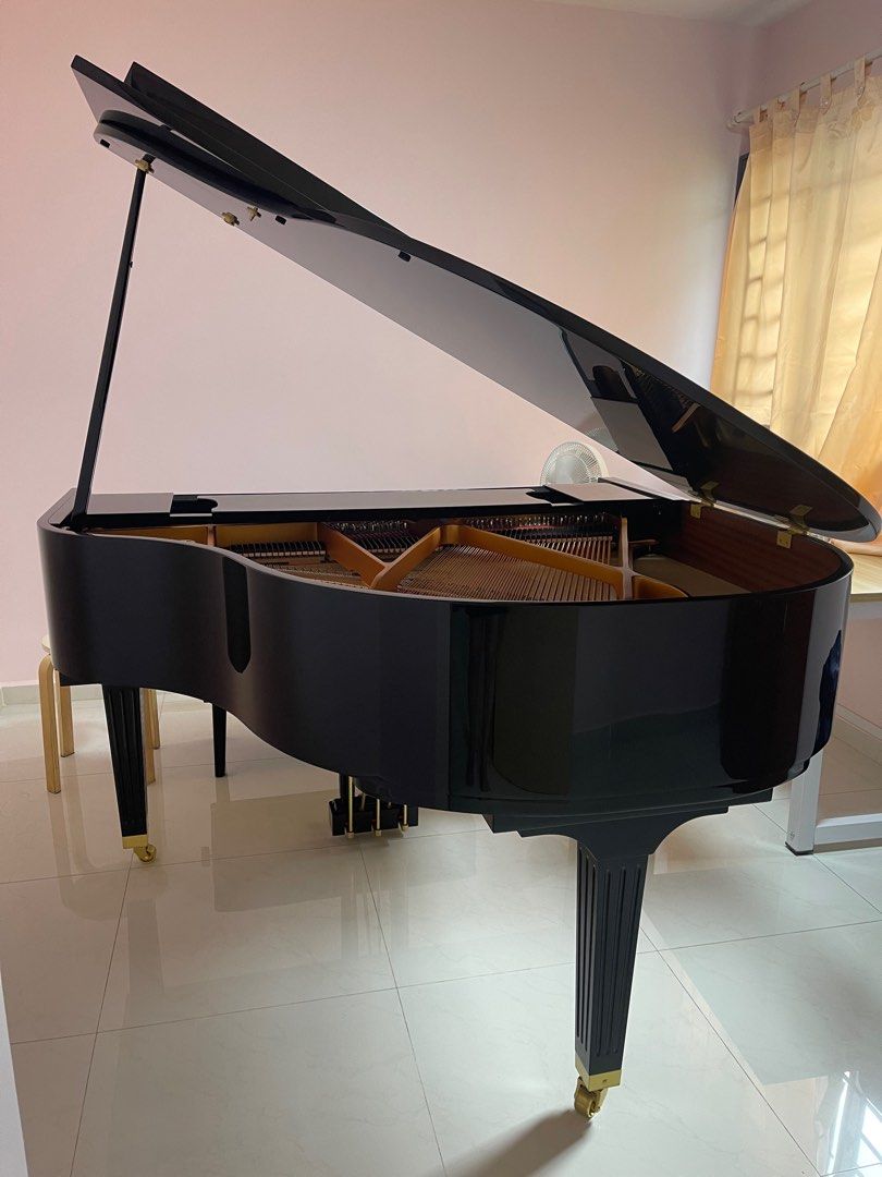 Grand piano studio rental, Hobbies & Toys, Music & Media, Musical