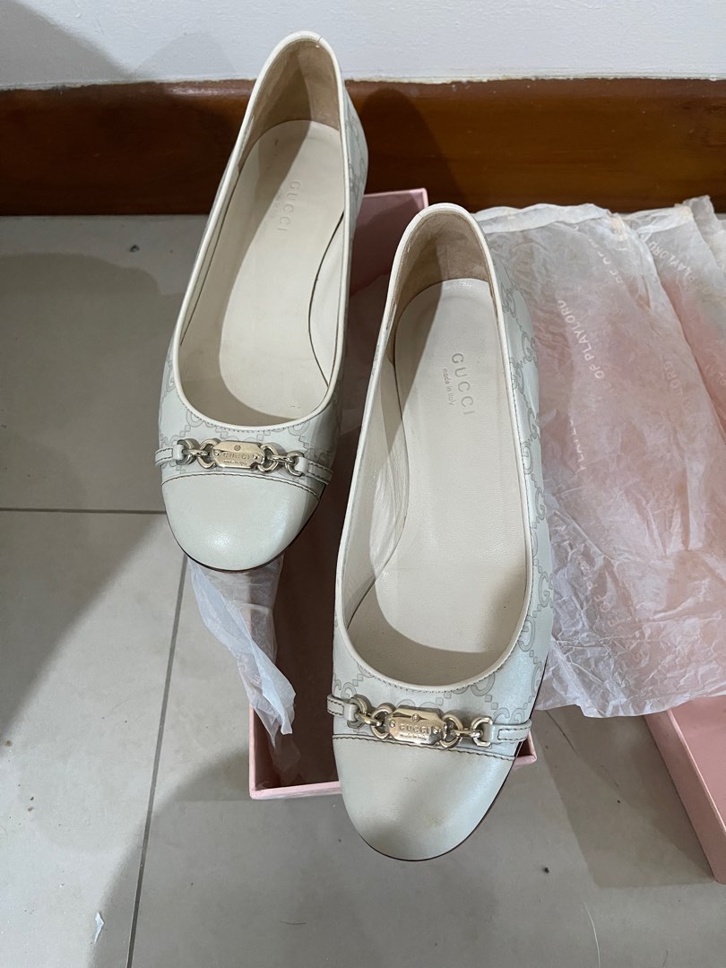 gucci white flat shoes