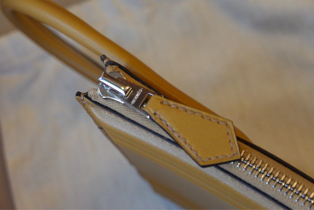 Hermes Pochette Cadenas (Autumn/ Winter runway) (Category: Luxury Bags & Wallets) located in Quezon City. Submitted by lxpmnl (Listing ID 1217816049, Image 3). Description: Pochette Cadenas (Autumn/Winter 2022 runway) condition: brand new inclusions: complete packaging since purchase (box, dust bag, care booklet, original invoice if needed) where and when bought: Milan, Dec 2022 selling price: Php 600k.