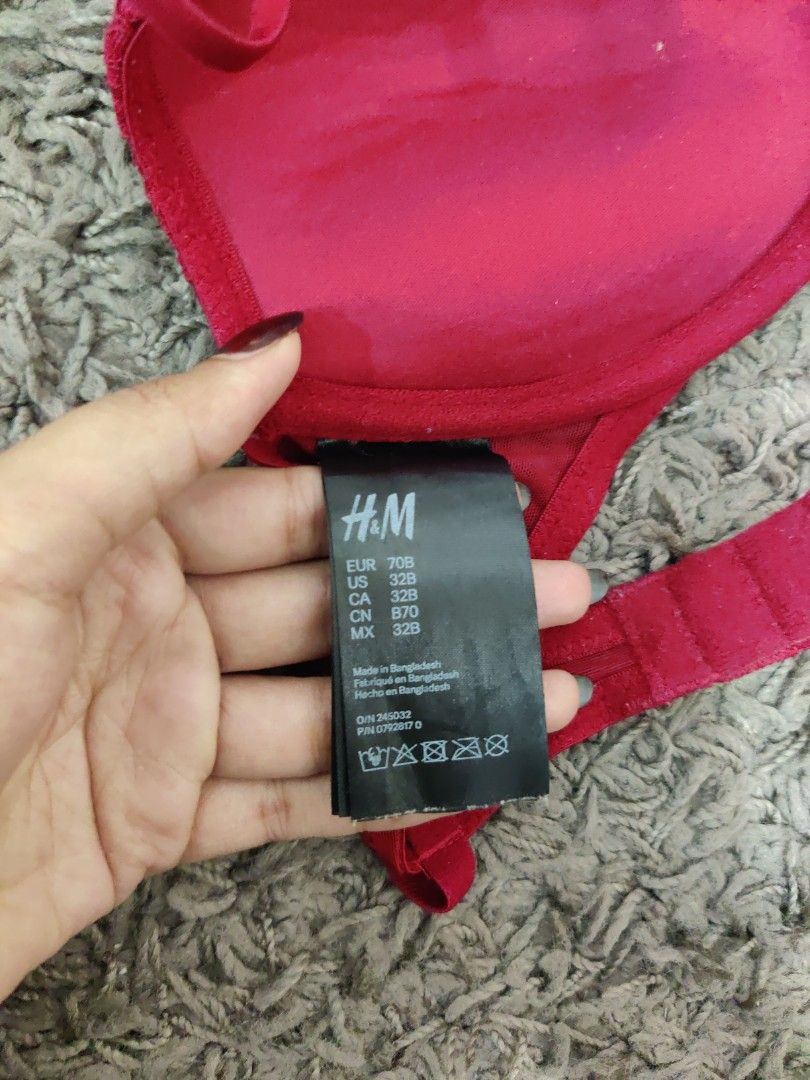 H&M RED LACE PUSH UP BRA, Women's Fashion, New Undergarments & Loungewear  on Carousell