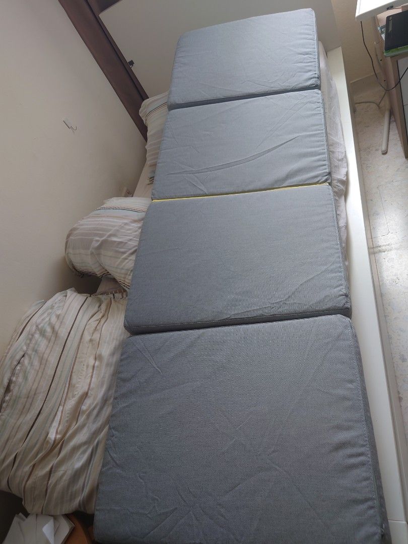 Slakt folding hotsell mattress