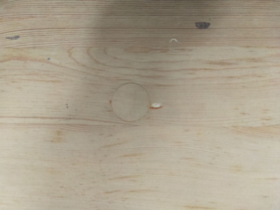 ikea solid pine floating shelves w/ brackets. S5 for both. non nego