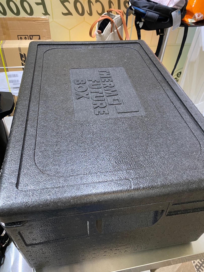 Insulation / Cooler Box, Furniture & Home Living, Kitchenware