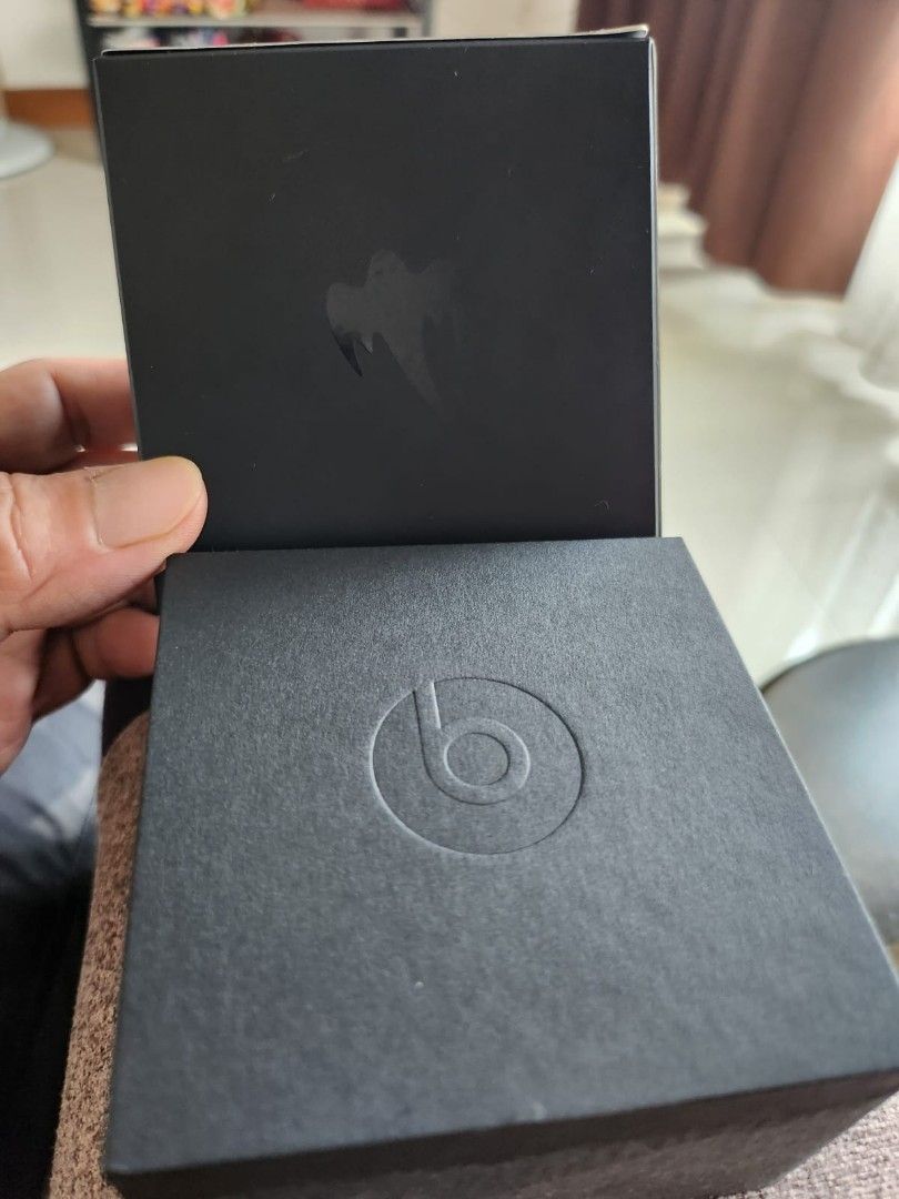 Beats Fit Pro Koenigsegg 2022