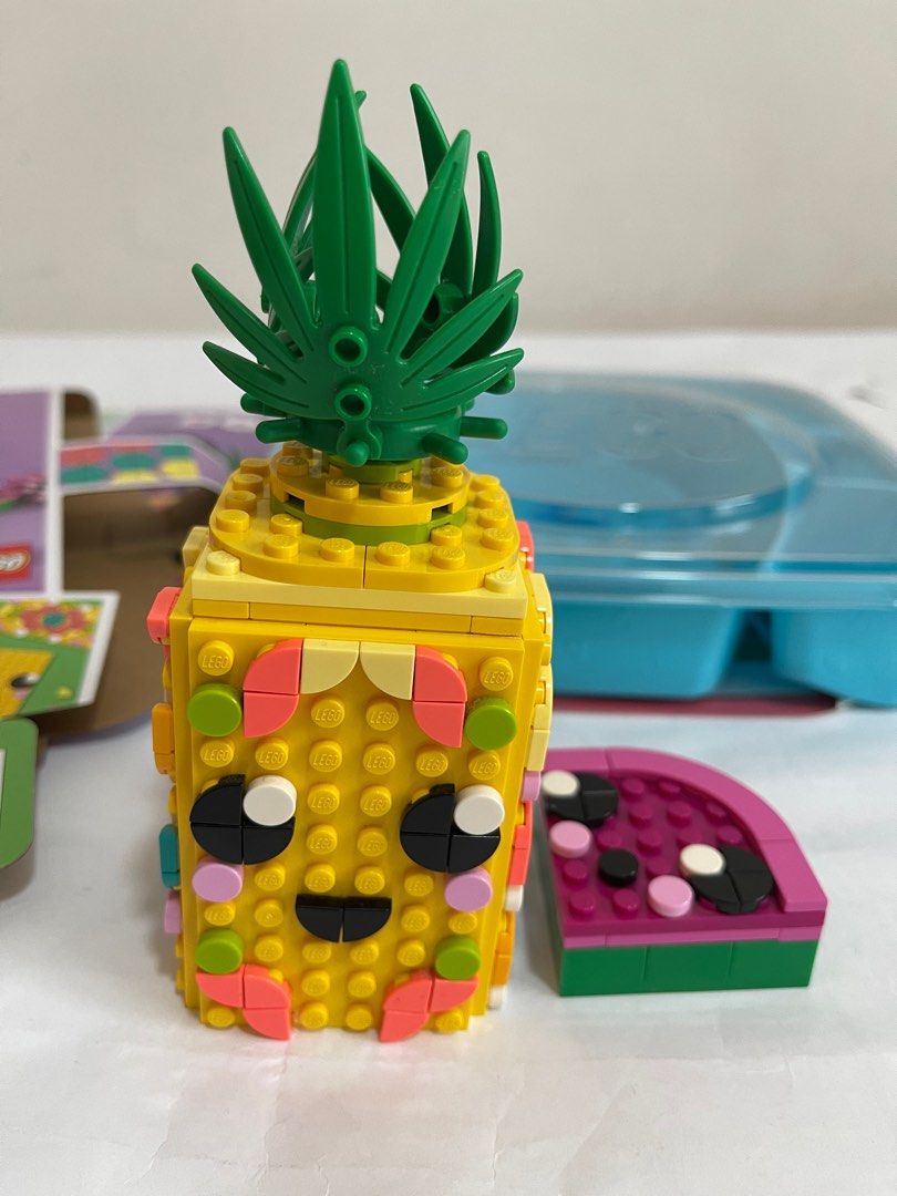 LEGO Dots 41906 pencil holder paper clip holder Hobbies Toys