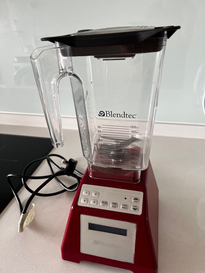 Used blendtec top