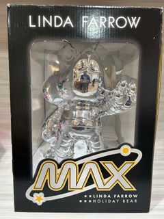 Linda Farrow 眼鏡熊公仔存錢筒（max the holiday bear)