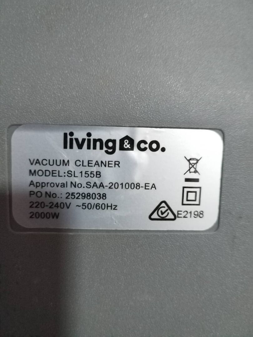 Living & Co. Vacuum Cleaner, Furniture & Home Living, Cleaning