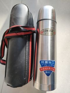 全新含皮質背帶有杯蓋不銹鋼保溫瓶有品牌logo