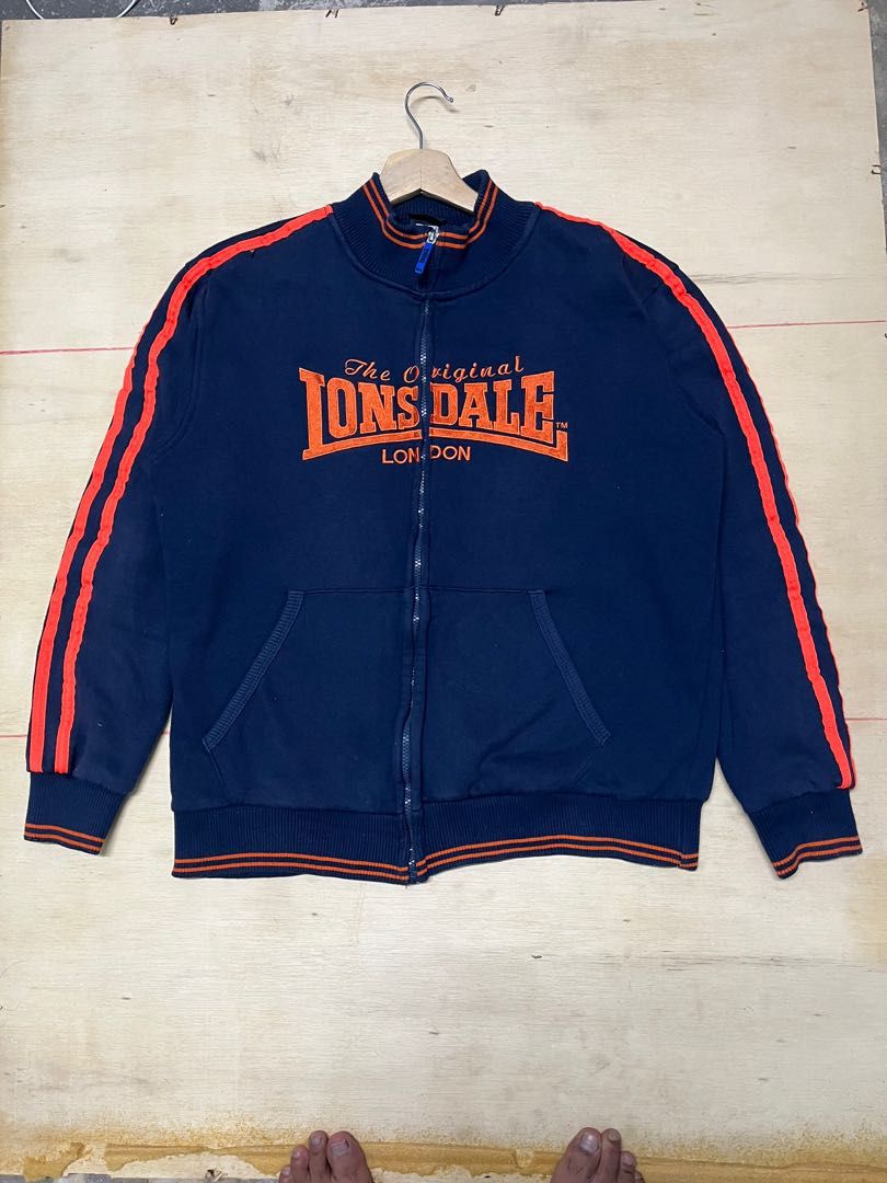 Track top hotsell lonsdale original