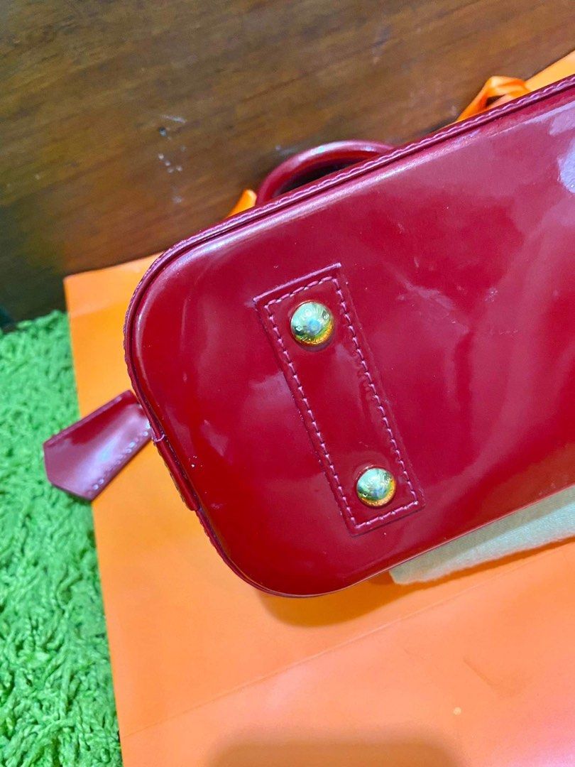 lv alma patent (Category: Luxury Bags & Wallets) located in Bauang. Submitted by rjae07 (Listing ID 1217847519, Image 2). Description: rank ab alma patent bb.