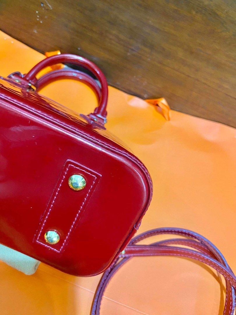 lv alma patent (Category: Luxury Bags & Wallets) located in Bauang. Submitted by rjae07 (Listing ID 1217847519, Image 3). Description: rank ab alma patent bb.
