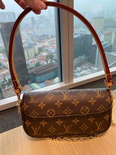 Lv ivy wallet on chain For Sale Shoulder Bags Carousell Singapore