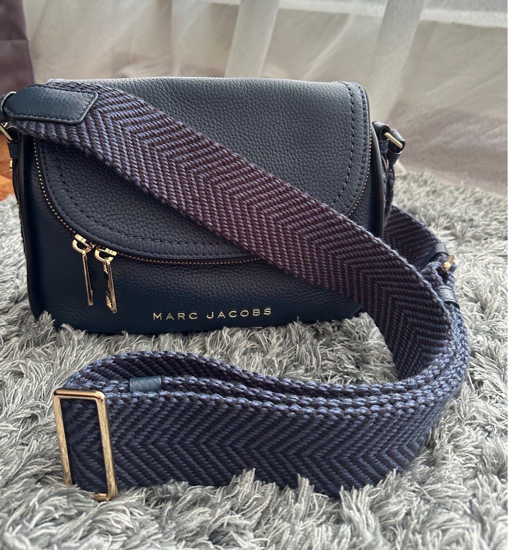 Marc Jacob Groove Mini Messenger Crossbody Bag in Blue sea color