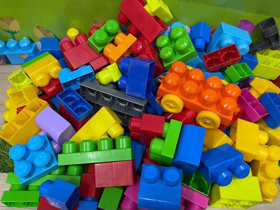Mega bloks 100 2025