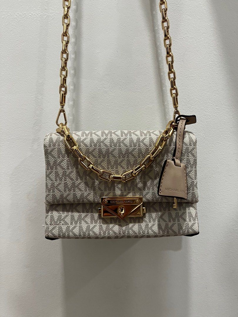 Michael Kors bags ALMOST BRAND NEW, Women's Fashion, Bags & Wallets,  Cross-body Bags on Carousell