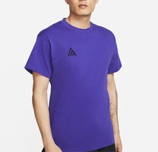 Nike ACG 紫色T-shirt